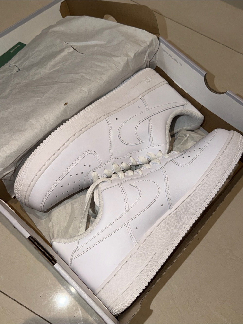 Men's White Low-Top Air Force 1 Sneakers